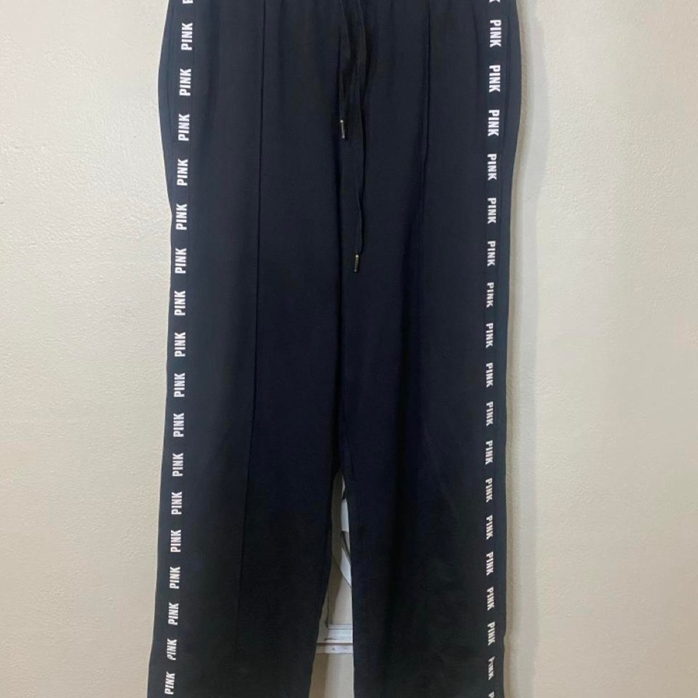 Victoria's Secret PINK medium pants spell out high rise pockets